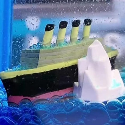 Titanic Cruise Iceberg Liquid Wave Toy – Calming Movement for Office & Home